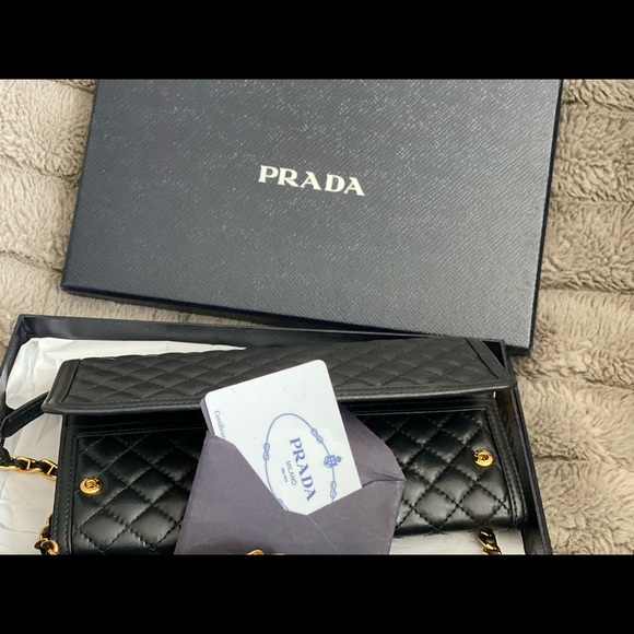 Black quilted Prada wallet on gold/black chain - Picture 3 of 9
